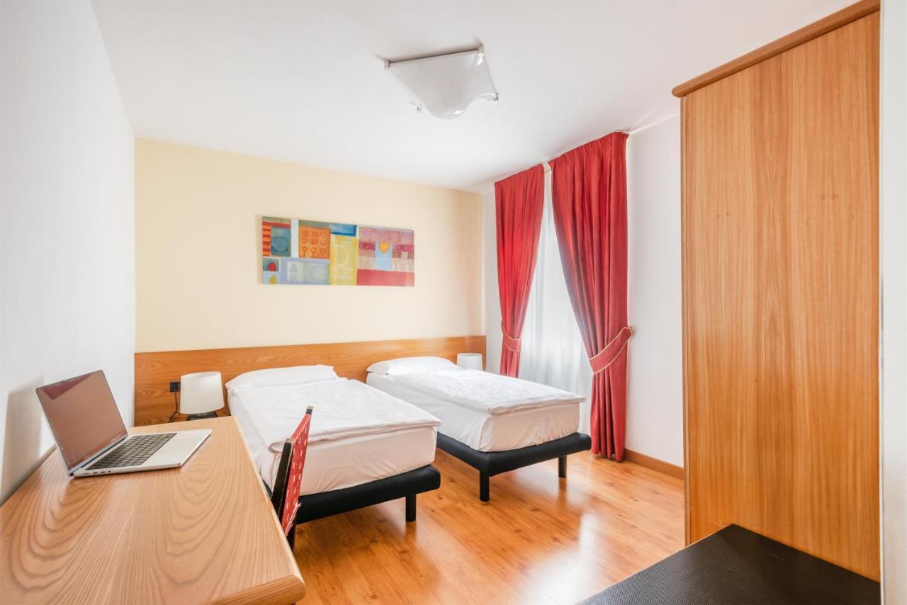 Hotel Alpina 마돈나 디 캄필리오 외부 사진