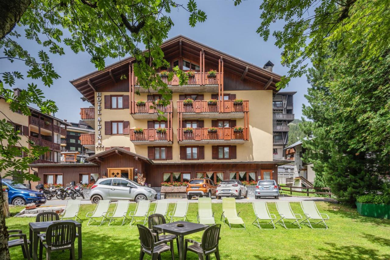 Hotel Alpina 마돈나 디 캄필리오 외부 사진