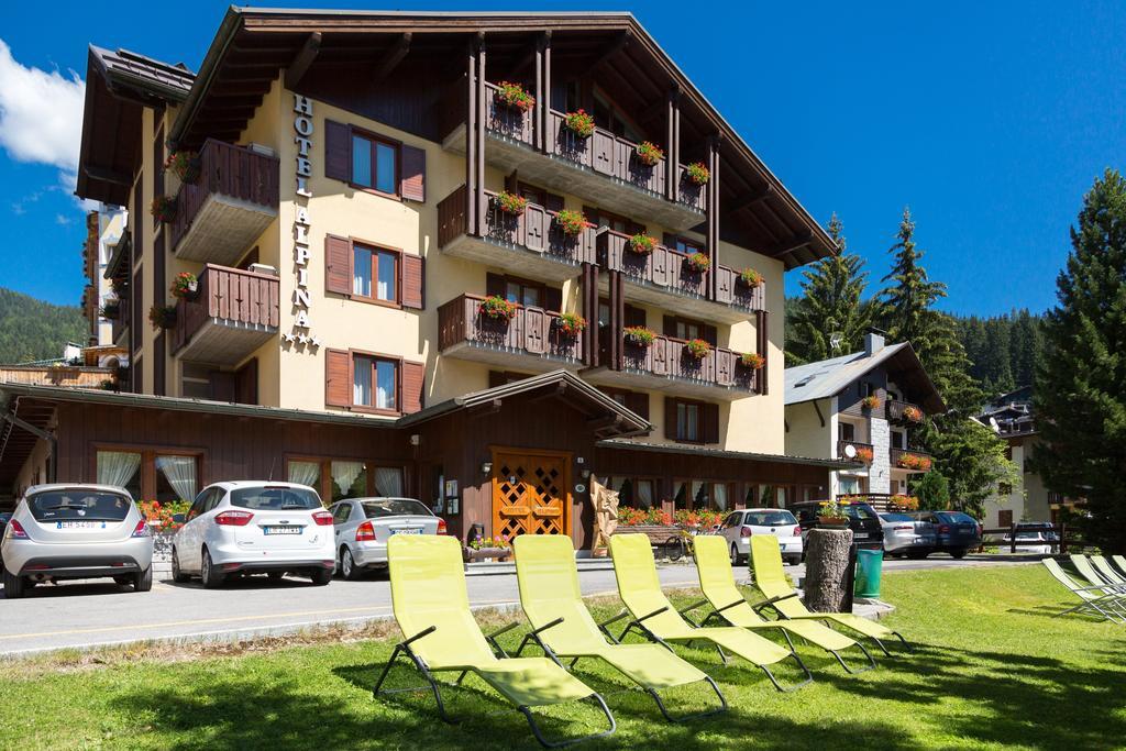 Hotel Alpina 마돈나 디 캄필리오 외부 사진